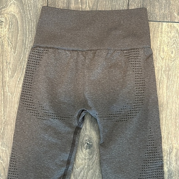 Gymshark NWOT Vital Seamless 2.0 Leggings Espresso Marl Small - Picture 6 of 6